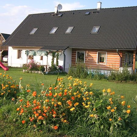 Apartman V Chaloupce Na Vrsku Bernsdorf Екстериор снимка