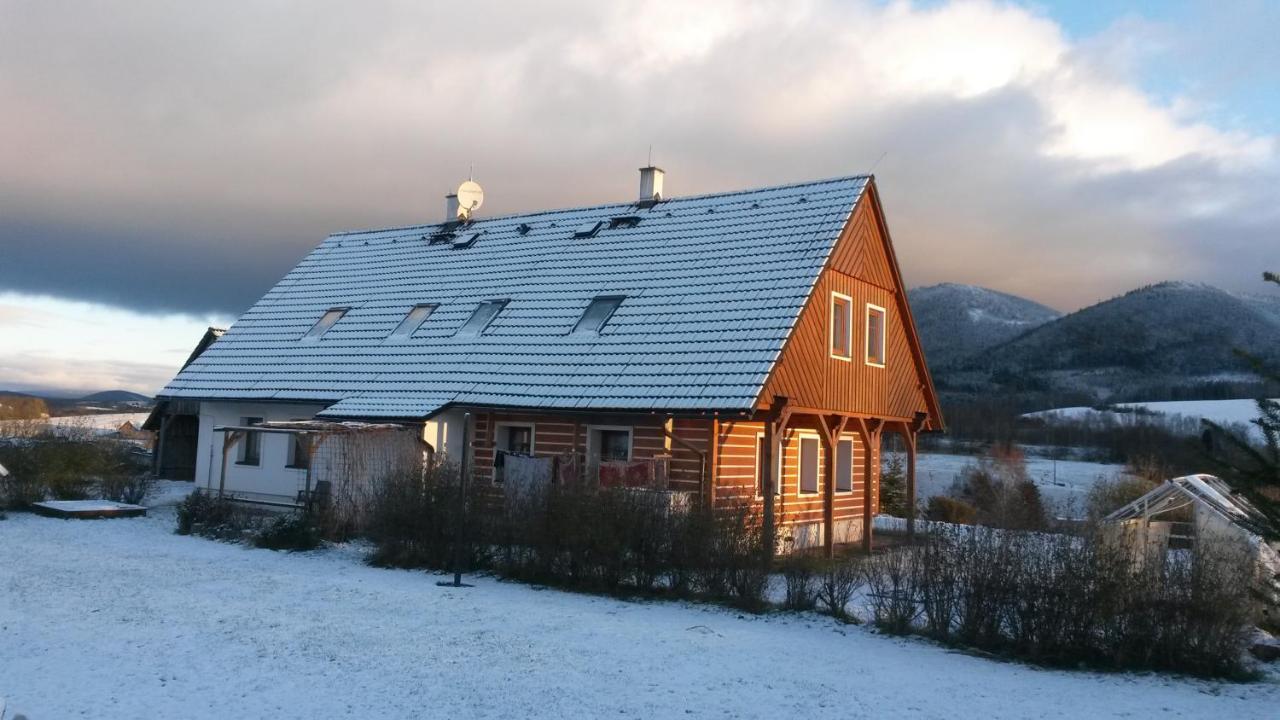 Apartman V Chaloupce Na Vrsku Bernsdorf Екстериор снимка
