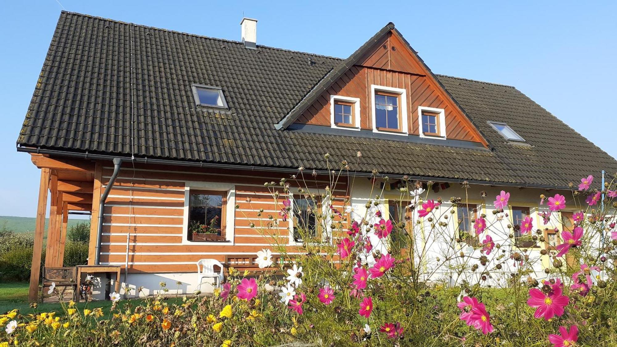 Apartman V Chaloupce Na Vrsku Bernsdorf Екстериор снимка